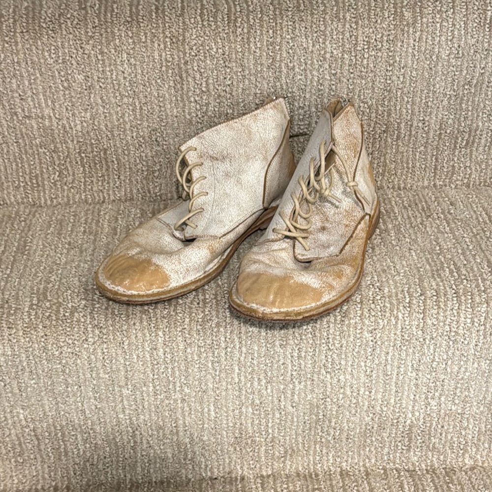 Funky Women's Tan Lace-Up Boots